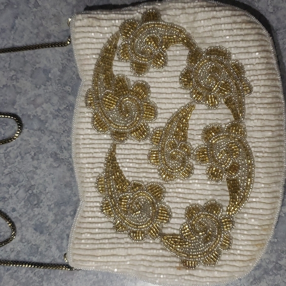 Vintage 1950\'s elegant beaded purse